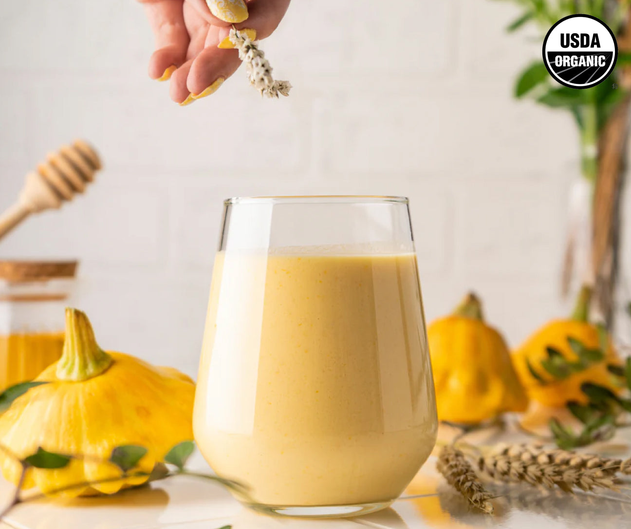 turmeric-latte-starter-kit-n0 1._Turmeric_6e512dba-33d3-4867-a890-51e27d14ee92.jpg